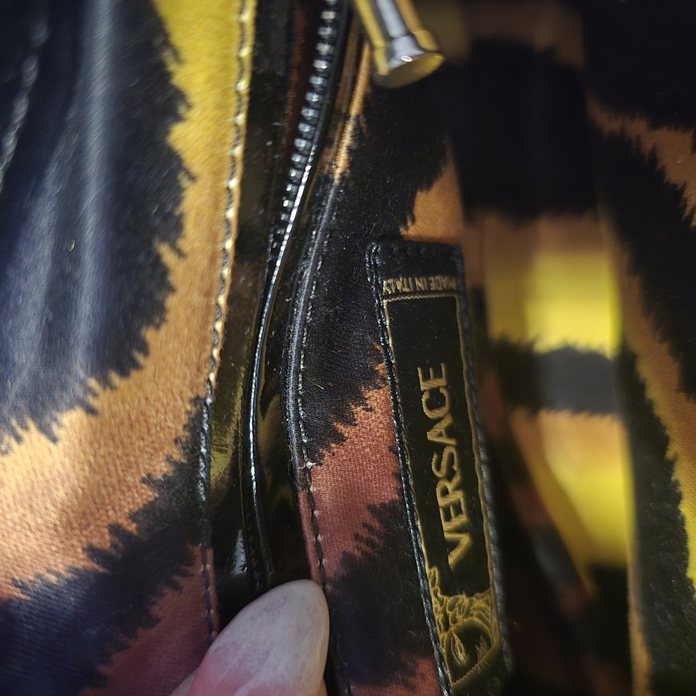 Authentic Versace Black Patent Leather Pony Hair Studded DV Speedy BAG 25 - Picture 15 of 15